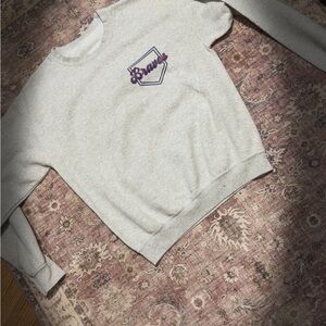 Braves Logo Crewneck Sweatshirt - Light Heather Gray